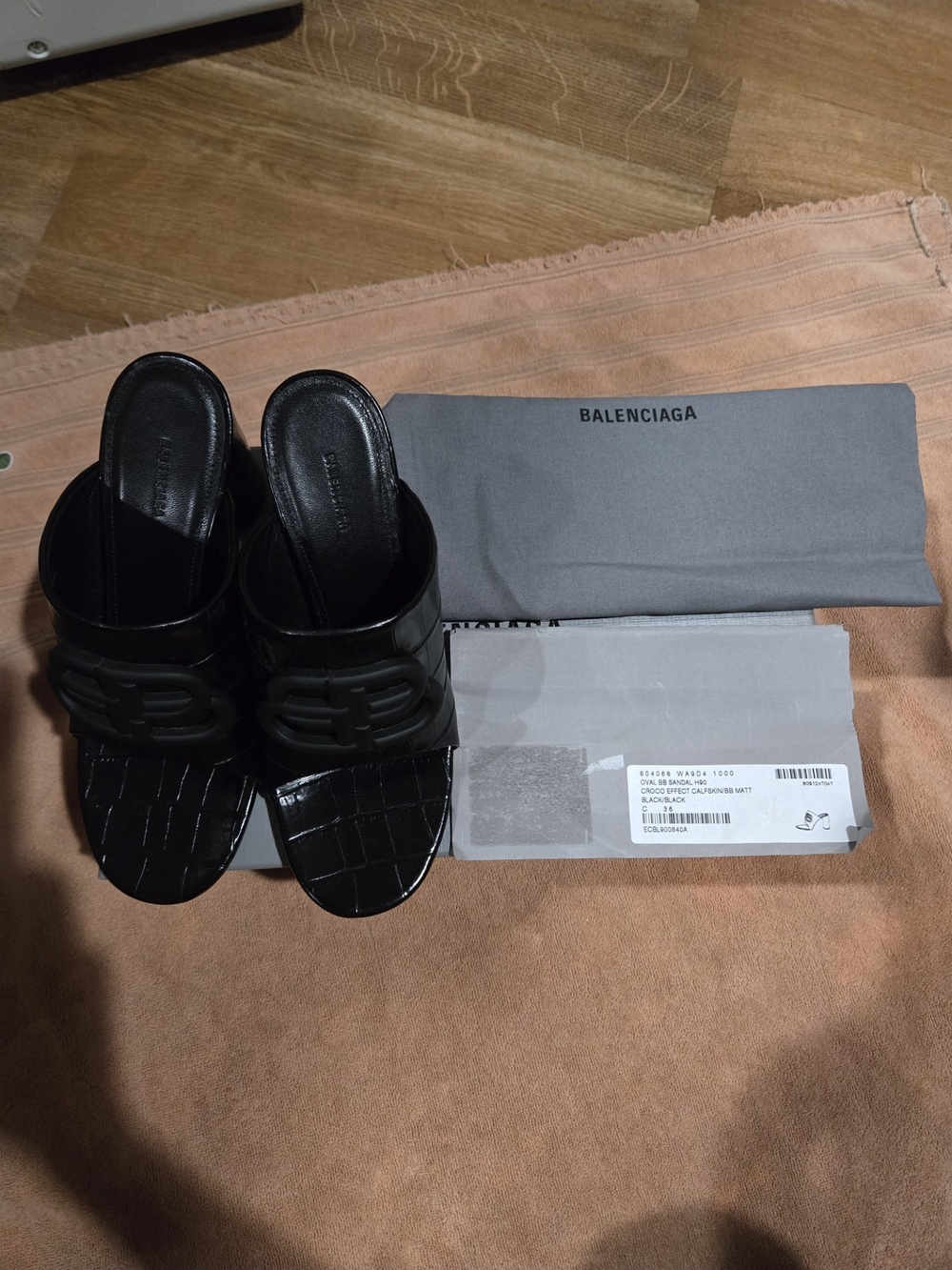 Women Balenciaga Croc Oval Bb Sandal